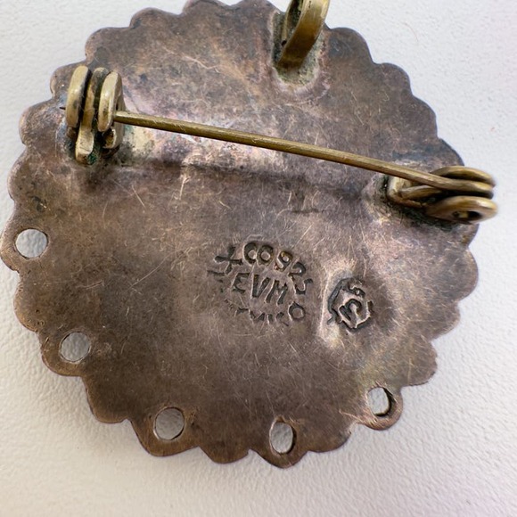 Vintage Taxco EVM Sterling Silver Brooch Pendant Crushed Turquoise Inlay c 1940s - Picture 4 of 13